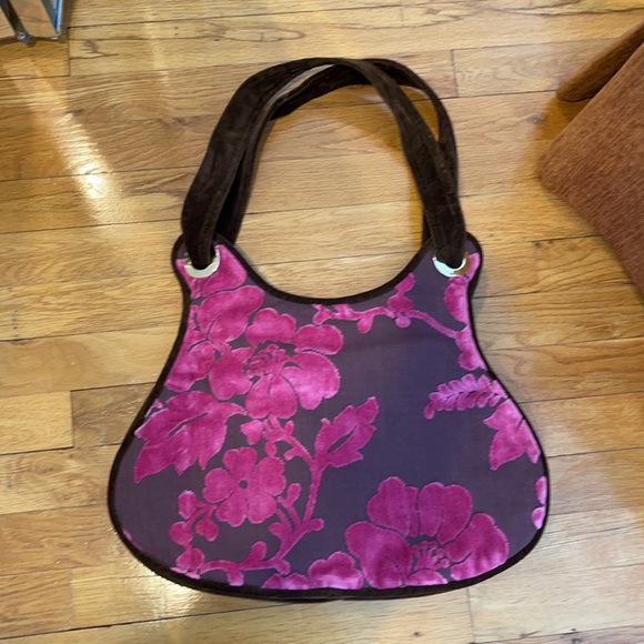 Offhand Designs Handbag - Picture 2 of 5